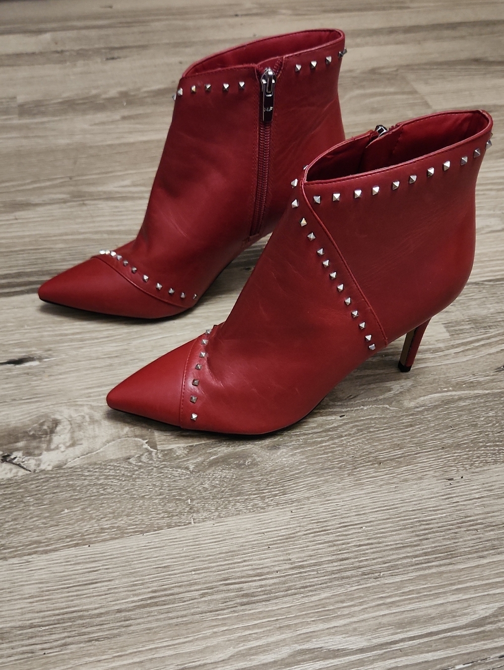 Marc Fisher Red Leather Pointed-Toe Studded Ankle Boots 7.5 GUC
